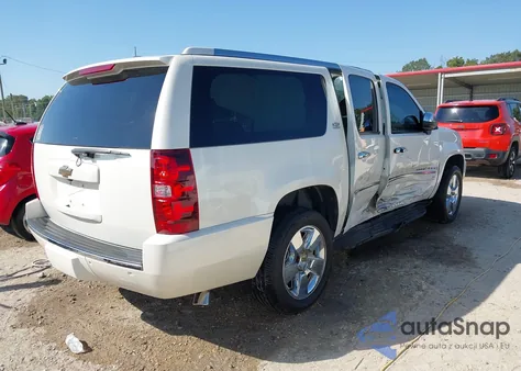 2010 Chevrolet Suburban 1500 Ltz from USA, damaged, VIN 1GNUCKE07AR286799